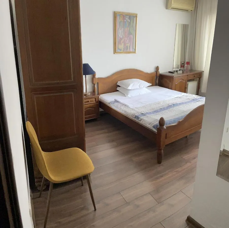 Hotel Rotasar Sofie 2*,